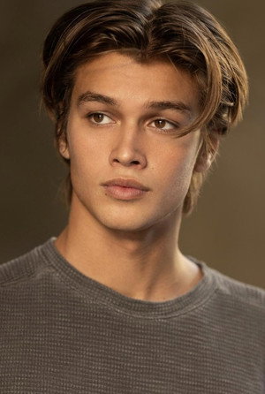 Noah Redclay in The One