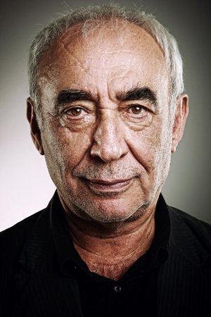 Şener Şen in For Love and Honor