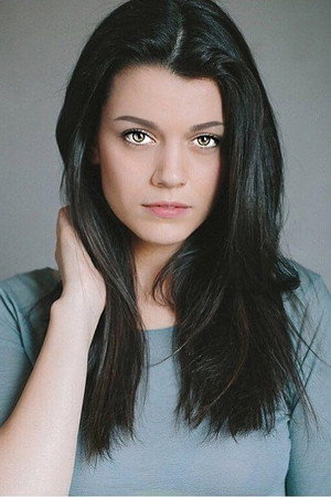 Ralitsa Paskaleva in Jarhead 2  Field of Fire