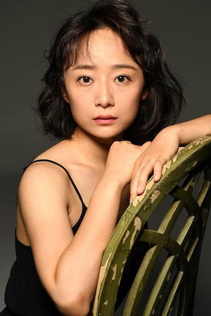 Zheng Lisha in Blue Sun Palace