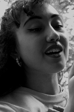 Konna Thomson in Mission:G.I.G.G.L.E.
