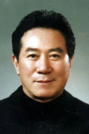 Hyeon Gil-su in The Hut