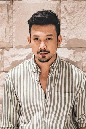 Denny Sumargo in Perfect Strangers