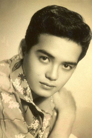 Dindo Fernando in T-Bird at Ako