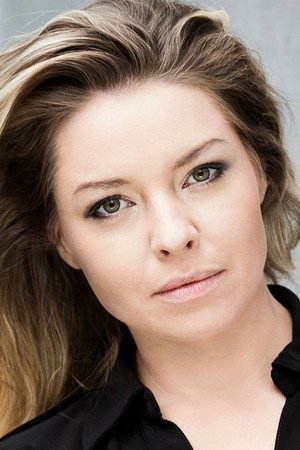 Karolina Lodyga in Love Lessons