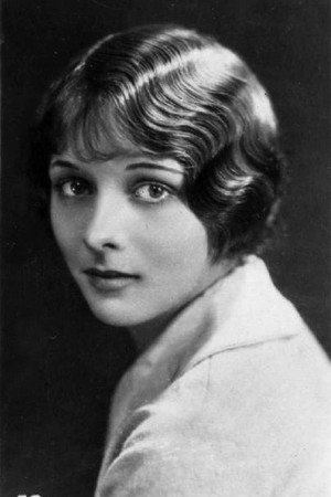 Gillian Lind in How to Irritate People