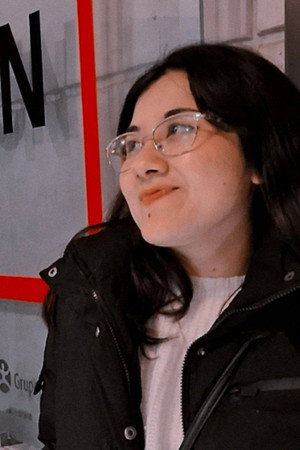 Yara Ramirez in Fiction's Hands