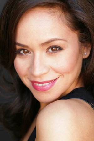 Rachel Cerda in Who Gets the Dog