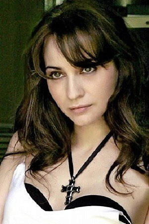Pilar Bastardés in The Bird Spider