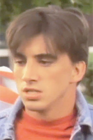 Jason Andrews in Punch-Drunk Love