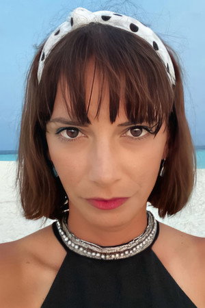 Dorota Nvotová in Fulmaya, děvčátko s tenkýma nohama