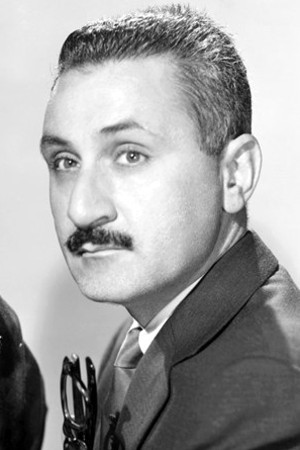 Ralph Manza in Lookin' Italian