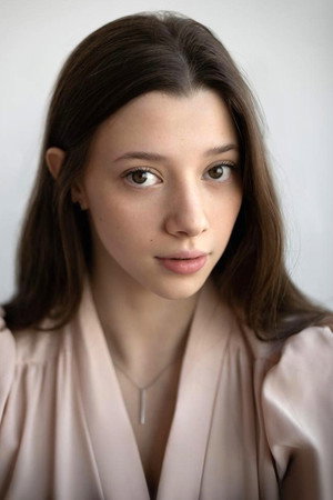 Polina Gukhman in My Dad is Not a Gift