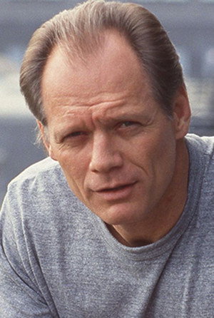 Fred Dryer in Death Before Dishonor