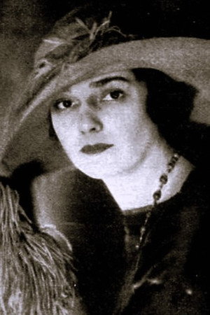 Julia Hoyt in The Wonderful Thing