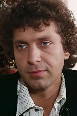 Mario Pollak in Drei Dirndl in Paris