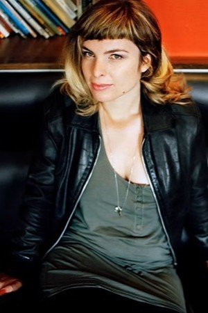 Émilie Jouvet in Aria