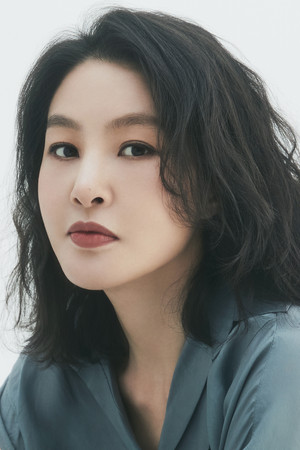 Park Ji-young in Lingering