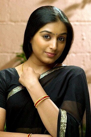 Padmapriya Janakiraman in Bhargavacharitham Moonam Khandam