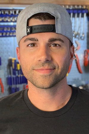 Mark Rober in Elmo and Mark Rober's Merry Giftmas