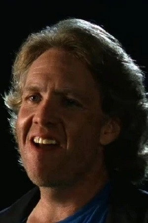 Barry Lynch in Demonic Toys