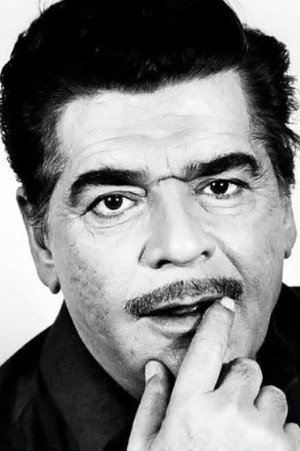 Ajit Khan in Barood