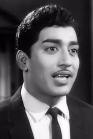 R. Muthuraman in Punnagai
