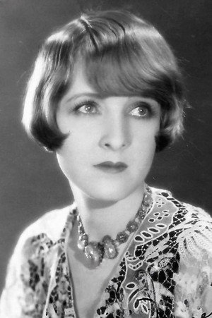 Claire Windsor in A Son of the Sahara