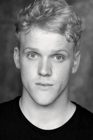 Tom Cox in The Holly Kane Experiment