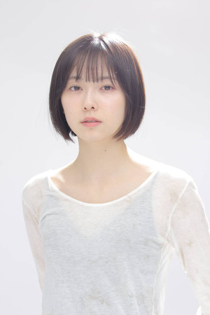 Konatsu Kato in Chichi to Musuko no Chika Idol