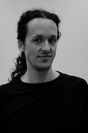 Yazid Benfeghoul in Pudelmützen Rambos