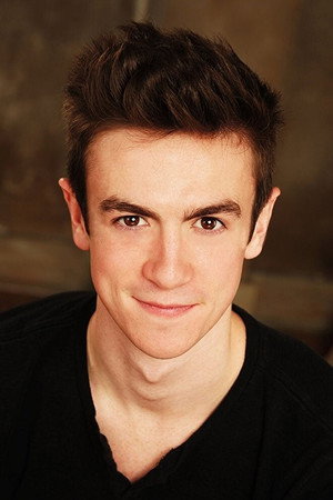Patrick Reilly in Dating My Mother