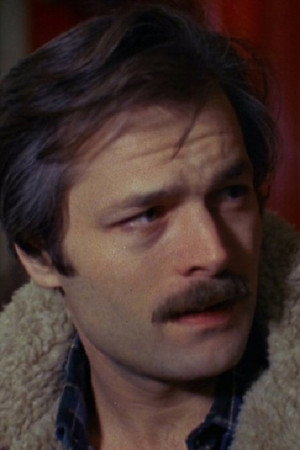 Lewis Arlt in He Knows You re Alone