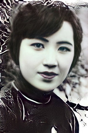 Cho-cho Lam in A Poet from the Sea