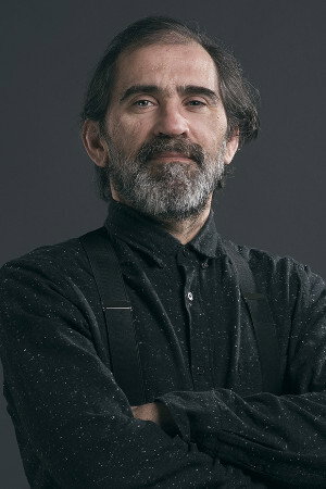 Gustavo Sumpta in Everything Must Go