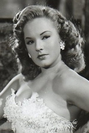 Gina Romand in Campeón del barrio