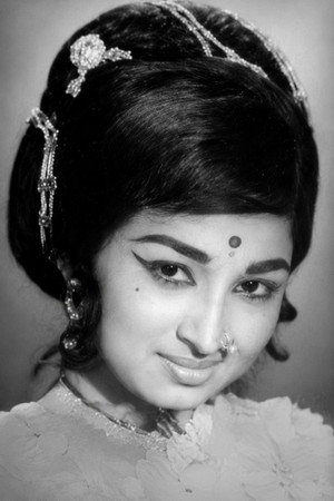 Jayakumari in Nootrukku Nooru
