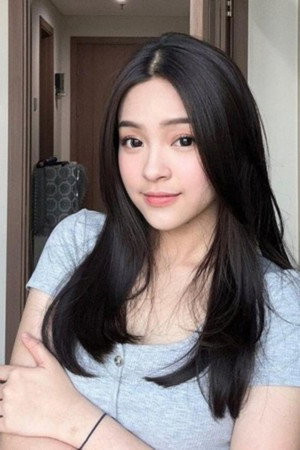Elsa Japasal in Five Friends 2: Mount Klawih
