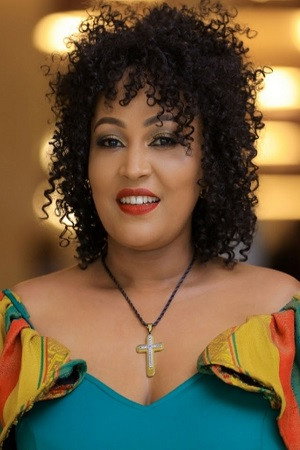 Hanna Yohannes in Knotty