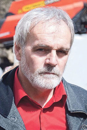 Slobodan Ćustić in What Are You Doing Tonight?