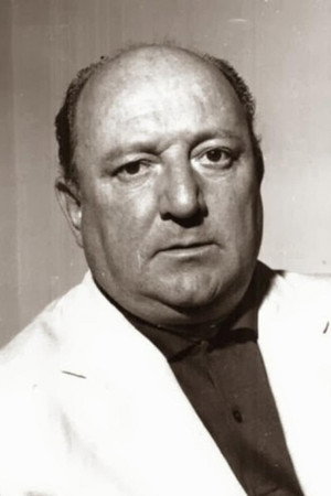 Ugo D'Alessio in Bread and Chocolate