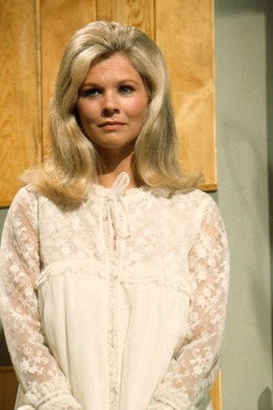 Suzanne Neve in Mosquito Squadron
