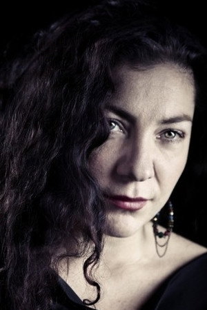 Gloria Tapia in Distances