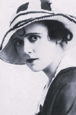 Fay Tincher in Bill and Ethel at the Ball