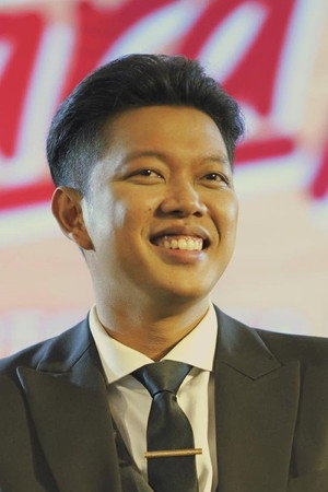 Bayu Skak in Five Friends 2: Mount Klawih
