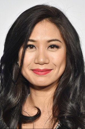 Liza Lapira in 21