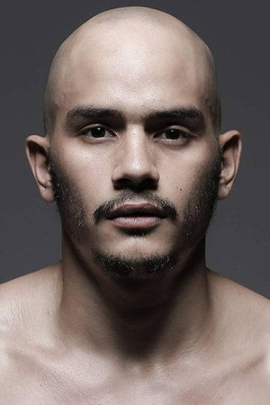 Kiko Matos in Revenge