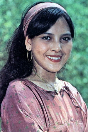 Anchalee Chaisiri in Teenage Ghost Girl