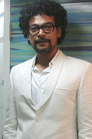 Pavitra Sarkar in Dhoom Dhaam