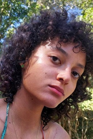 Cindy Abrantes Andrade in Os caminhos irregulares da cidade planejada